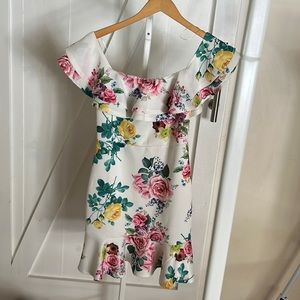 Banjul girl’s dress size L